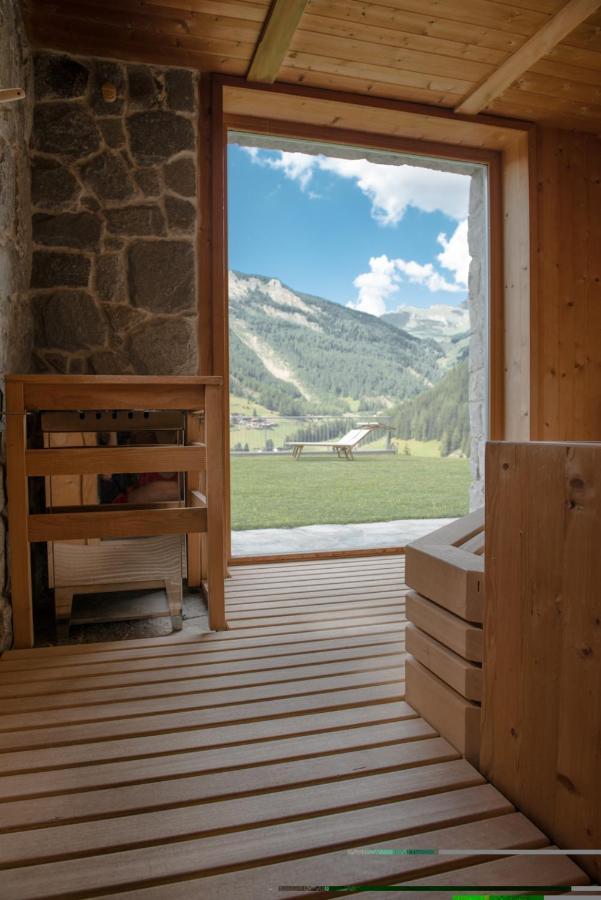 Hotel Chalet Dlaces Selva di Val Gardena Bagian luar foto